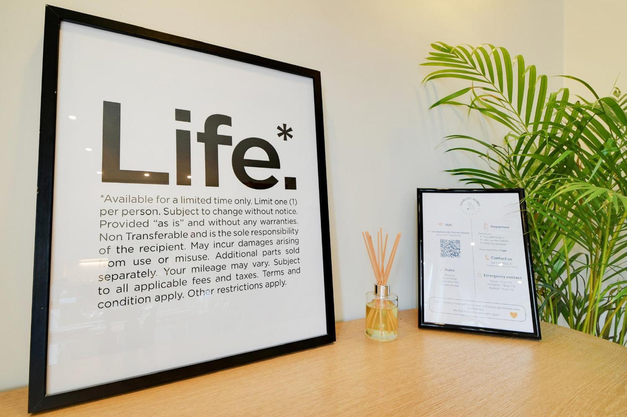 Comfy Suite By Les Maisons De Charloc Homes Boulogne-Billancourt Eksteriør billede